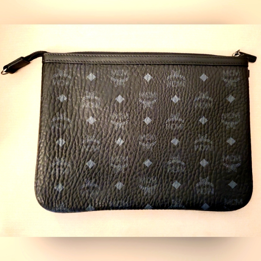 🖤🤍 Authentic MCM Visetos Black Pouch * No Strap